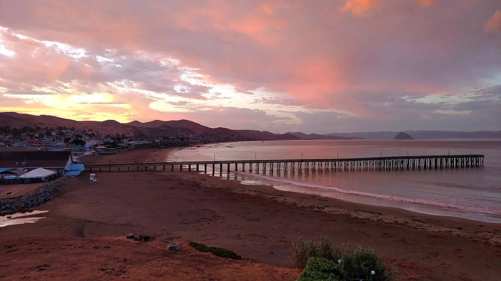 Image of a Cayucos State Beach at Sunrise in Cayucos, California