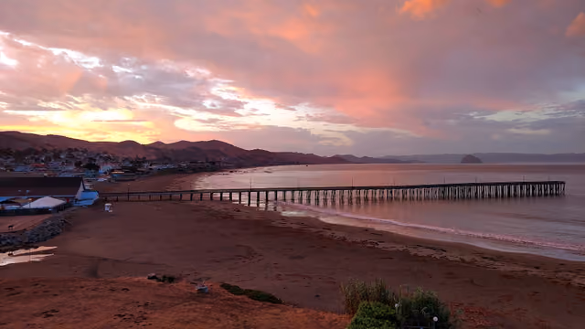 Image of a Cayucos State Beach at Sunrise in Cayucos, California