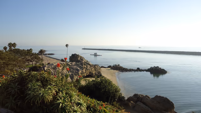 Lookout Point — Corona del Mar State Beach