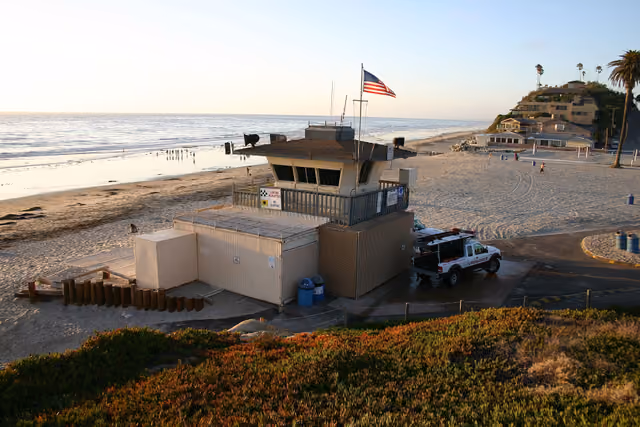 View looking north-west across Moonlight State Beach , Encinitas, California from behind the lifeguard station