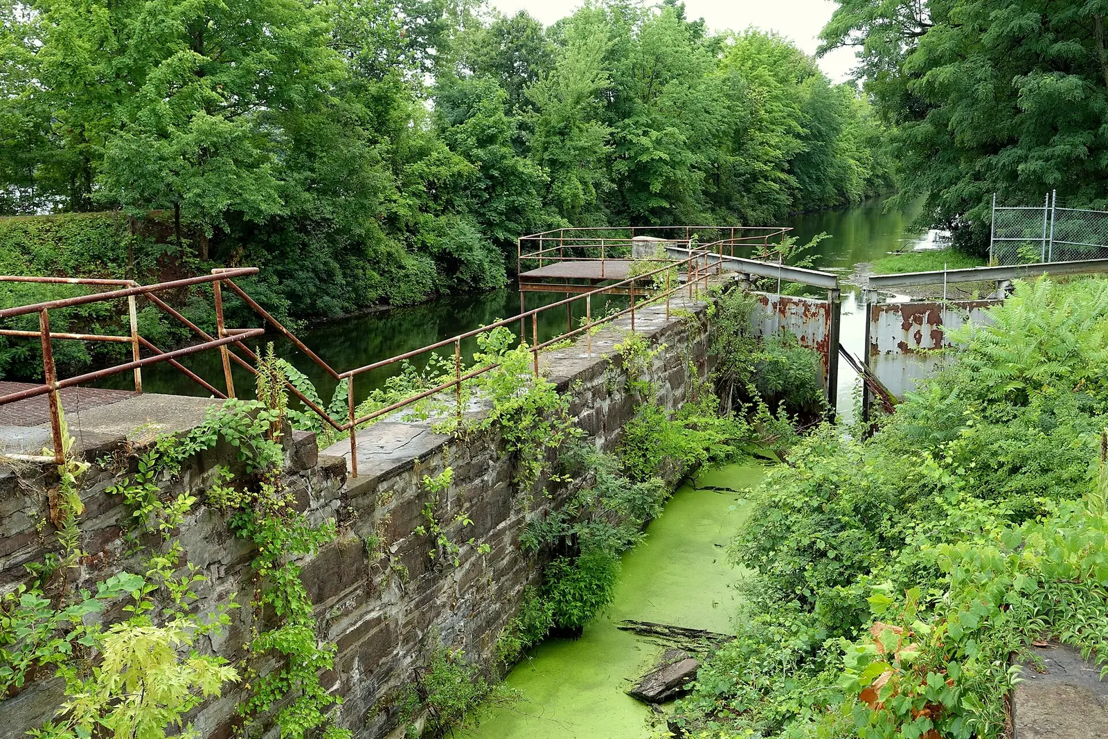 Windsor Locks Canal State Park Trail - Suffield, Connecticut, USA