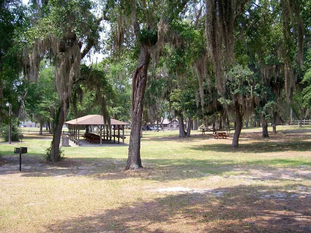 Little Ocmulgee State Park entrance and lodge complex