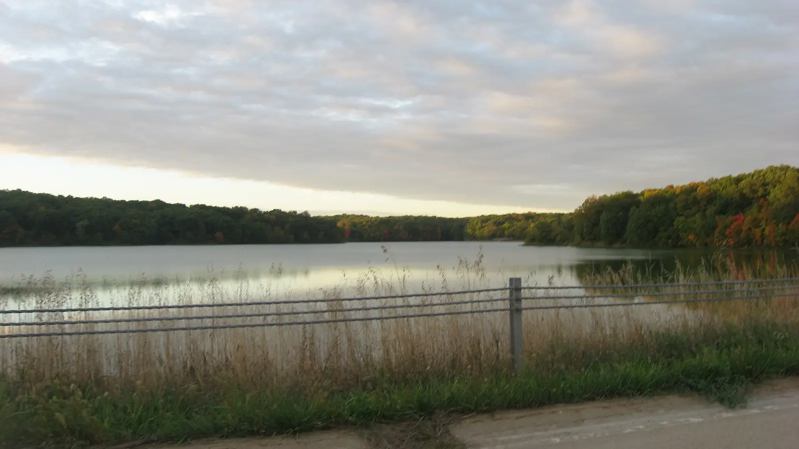 Looking north across Lake Geode at Geode State Park in far southwestern Des Moines County , Iowa , United States