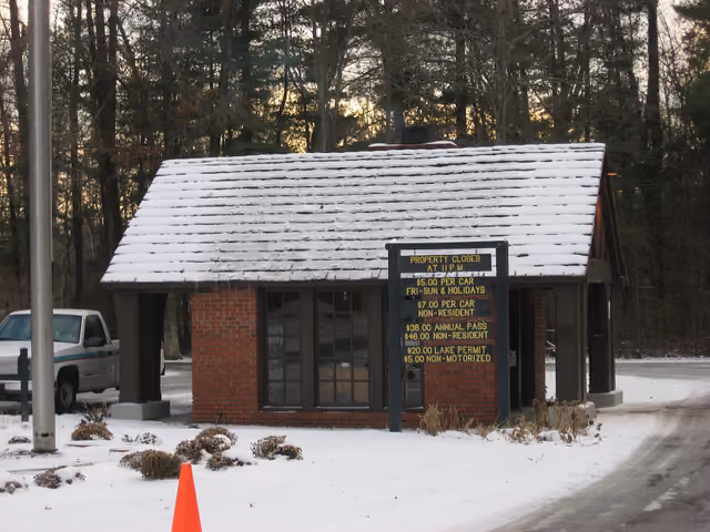 Front of the entrance gatehouse at Shakamak State Park , located at 6265 W