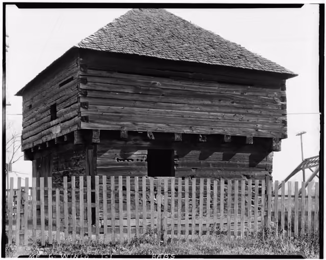 Historic American Buildings Survey Josiah T. Tubby, Photographer October 21, EXTERIOR VIEW OF BLOCKHOUSE - Fort Halifax, U.S. Route ,…