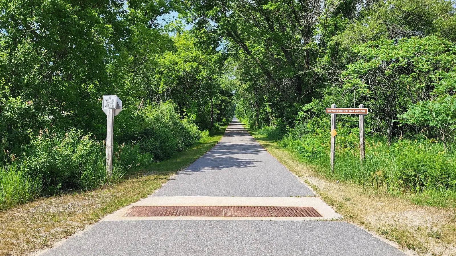 White Pine trailhead (Ashton, MI) — Fred Meijer White Pine Trail State Park