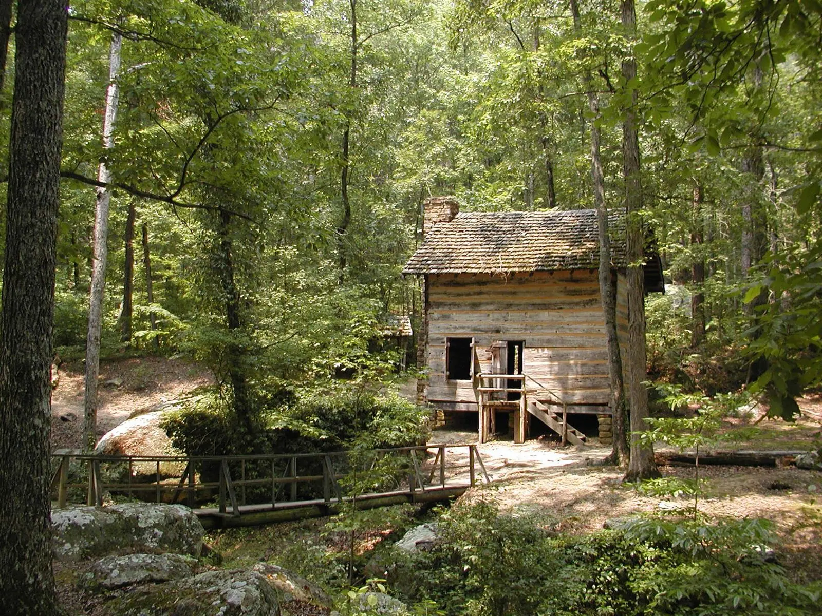 Natchez Trace Parkway - Pioneer Cabin in Tishomingo State Park - NARA -