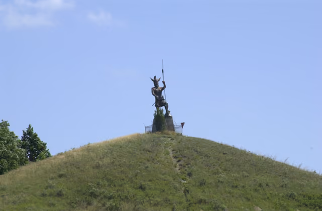 Sheyenne River Valley Scenic Byway - Viking Warrior atop Pyramid Hill - NARA - — Fort Ransom State Park