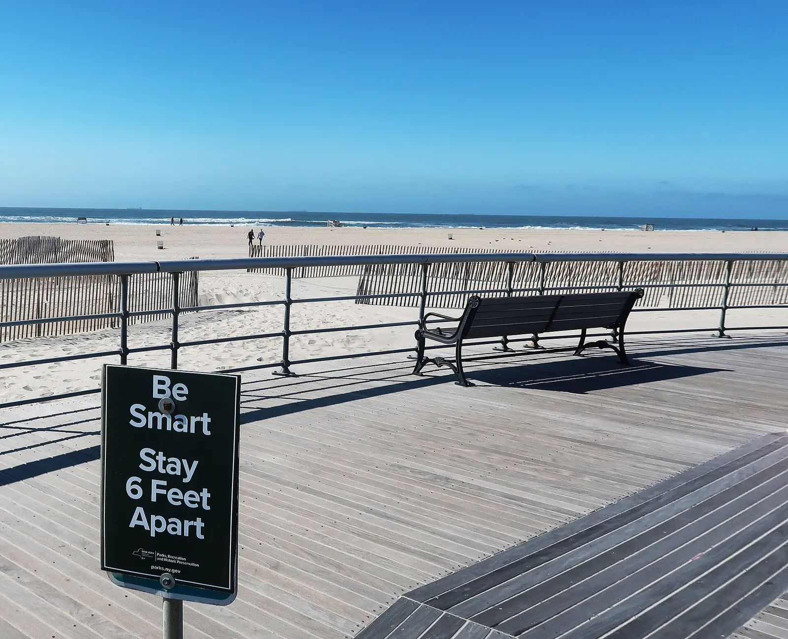 Jones Beach is a New York State Park on a barrier island off the southern coast Long Island renowned for its beaches
