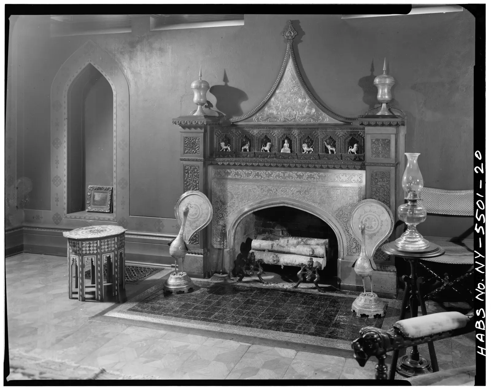 DINING ROOM MANTEL AND ALCOVE, DETAIL VIEW - Olana, State Route 9G, Hudson, Columbia County, NY HABS NY,11-HUD,1-20