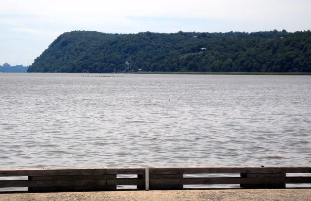 en:Tallman Mountain State Park as seen looking southwest from en:Piermont, New York on a mostly clear early afternoon