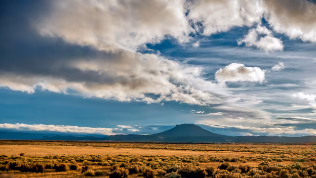 Sunset view of Table Rock from the Christmas Valley Back Country Byway (Co — Fort Rock State Natural Area