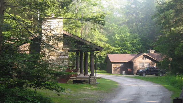 Two of the family cabins at Kooser State Park in Jefferson Township , Somerset County , Pennsylvania , United States