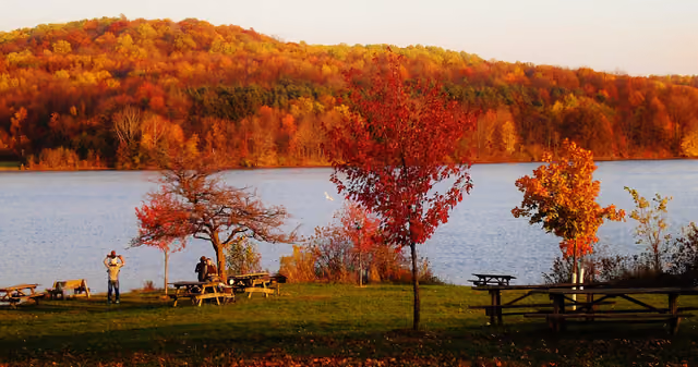 These are pictures I took of Moraine State Park in the fall a few years ago