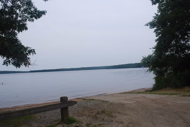 Watchaug Pond in southern Rhode Island — Burlingame State Park