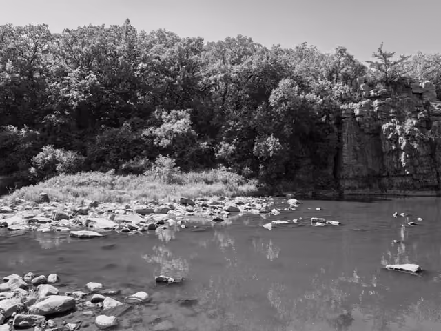 Photograph by the Public Lands Institute — Palisades State Park
