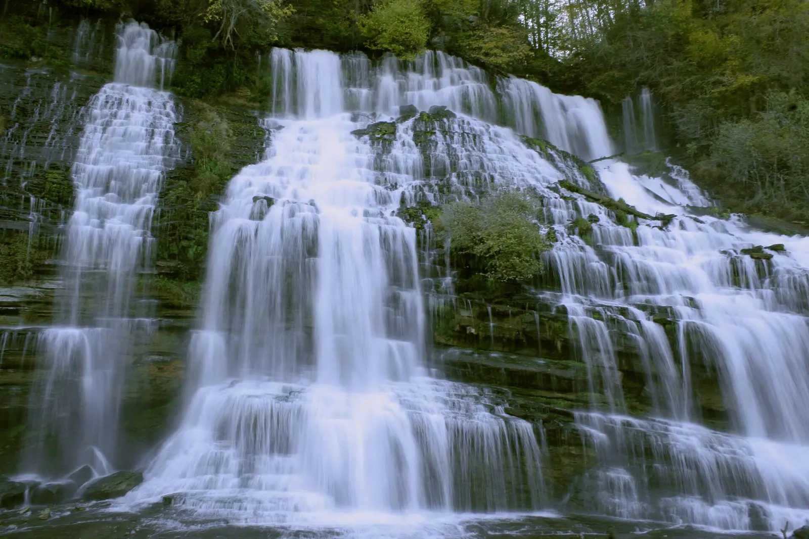 Twin Falls at Rock Island State park in Tennessee
