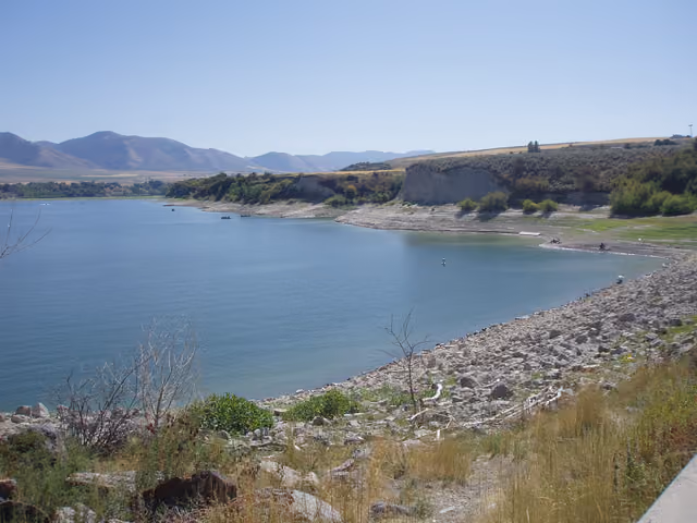 Hyrum Reservoir , a state park near Hyrum , Utah , United States