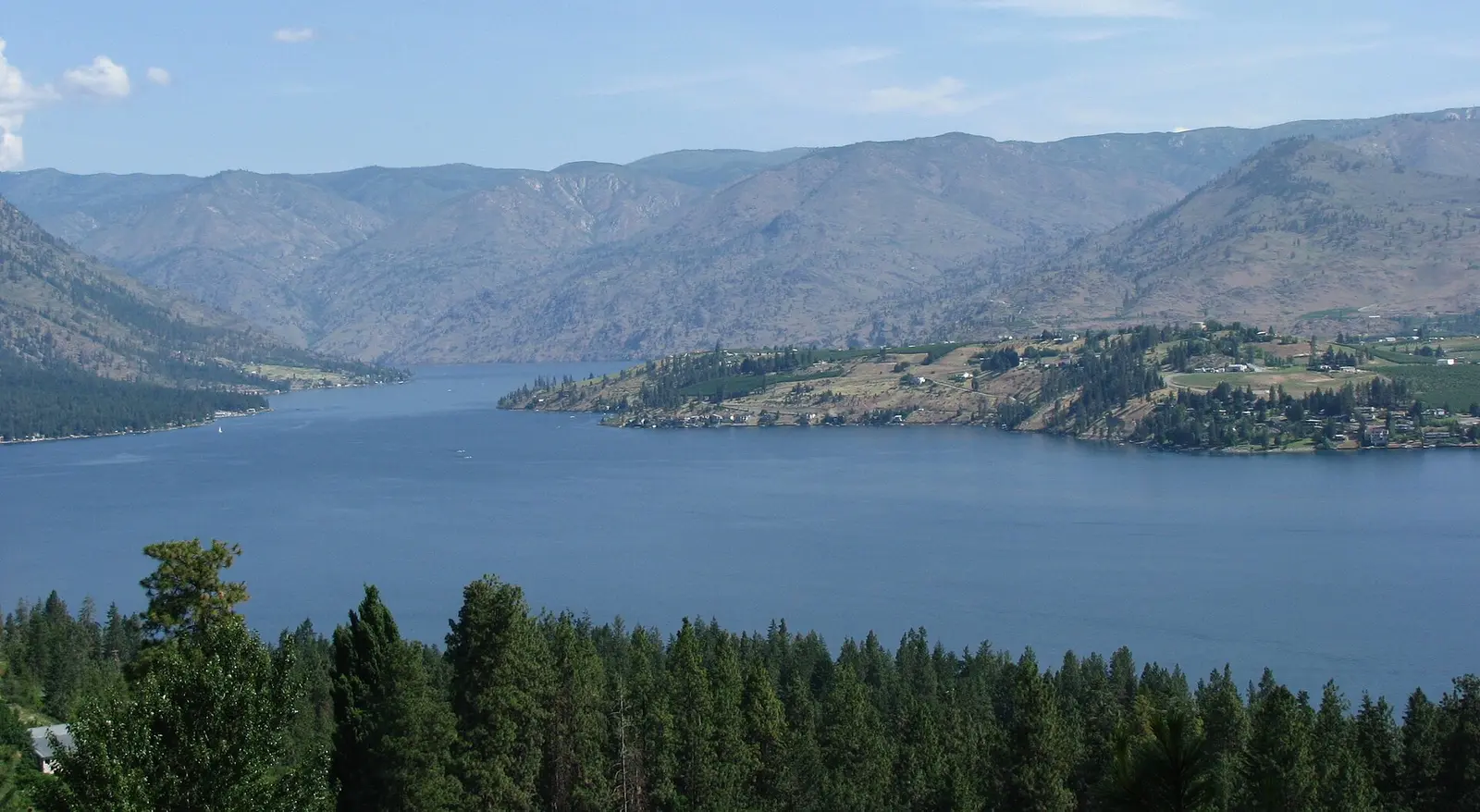 View of Lake Chelan from Hwy971 (Navarre Coulee Road)